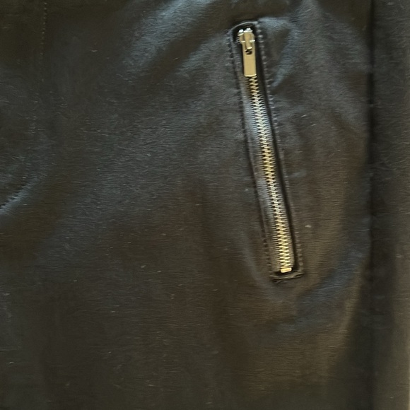 Black fitted pants - Picture 2 of 6